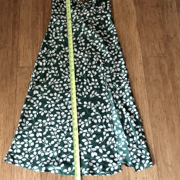 NWT Hello Molly Green and Tan Leaf Printed Strap Maxi Dress Size 4 - Picture 11 of 16